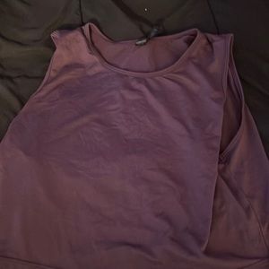 Dark purple cropped fitting tank